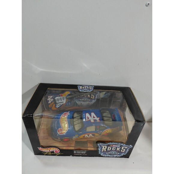 HotWheels Rocks America 1:24 DieCast Kyle Petty 44 Pontiac NASCAR & Guitar w/Box - Picture 2 of 10